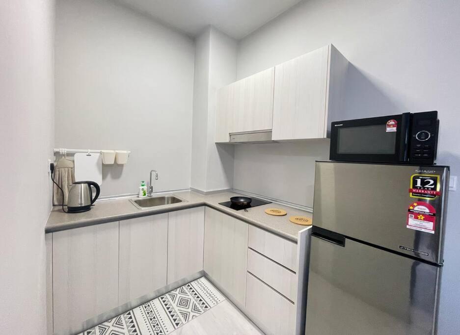 Jesselton Quay,2Br,4-5Pax,Mountain View Apartment Kota Kinabalu Exterior photo